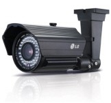 LSR700 Уличная видеокамера 540 ТВЛ с варио-объективом, ИК подсветкой 70 м, механическим ИК-фильтром и WDR